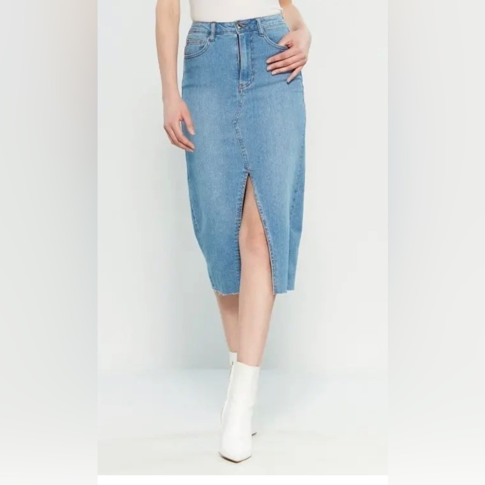 Women’s/Junior’s Denim Midi Skirt, Size 9, NWOT